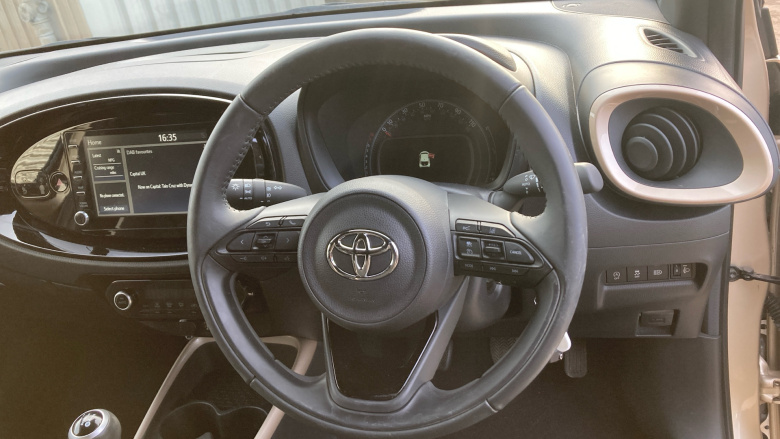 Toyota Aygo X 1.0 VVT-i Edge 5dr Petrol Hatchback